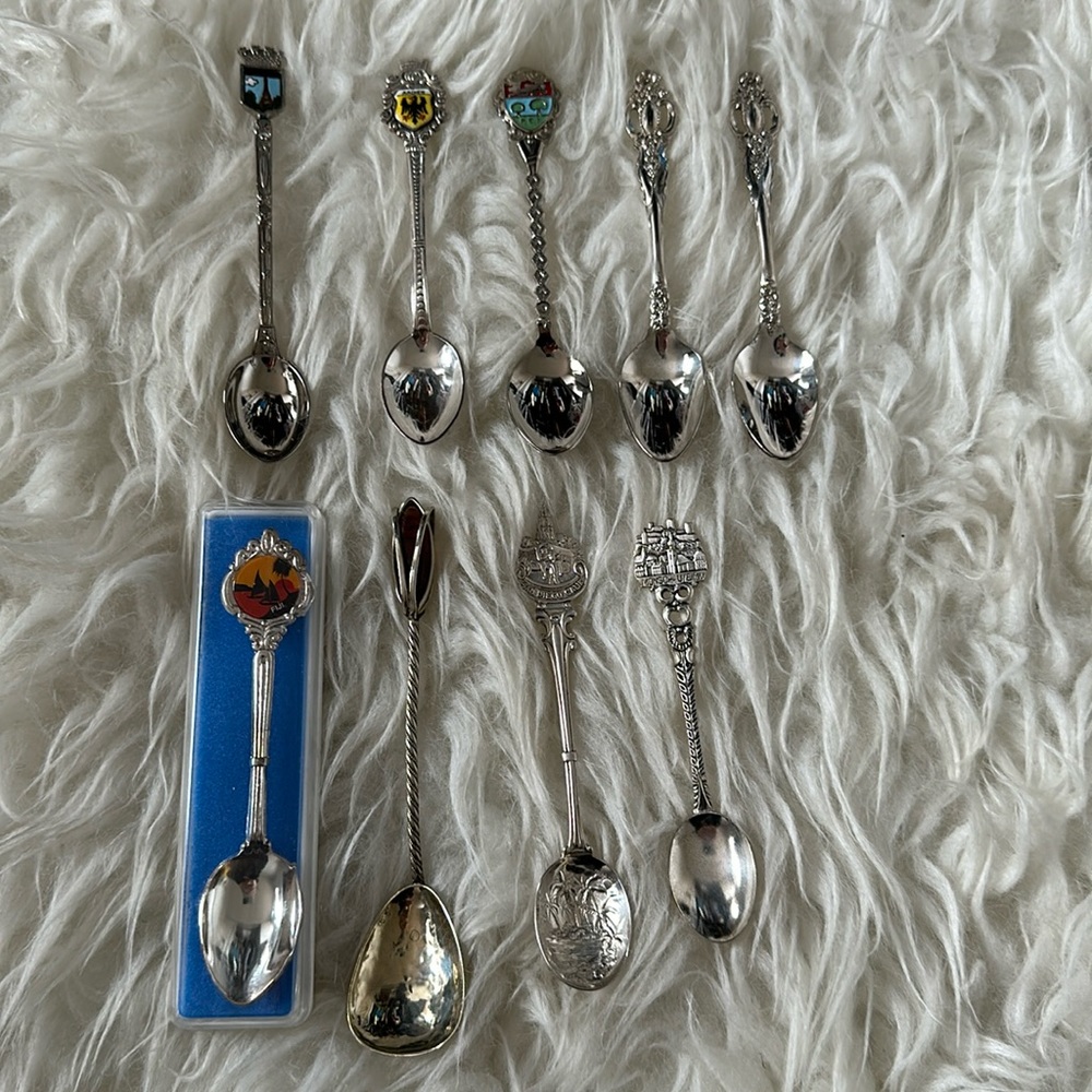 Lot of 9 Vintage International Souvenir Spoons + 26 Blank Travel Postcards